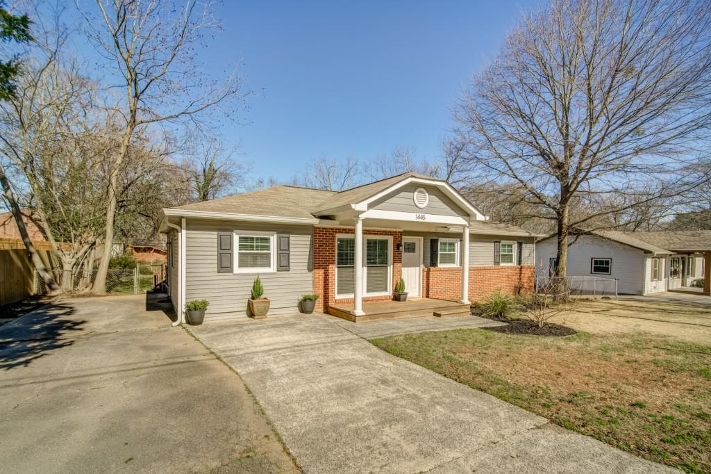 3 bedroom, 3 bathroom, 1,287 sq ft single family residence sold at 1445 Whitfield Street, Smyrna, GA 30080