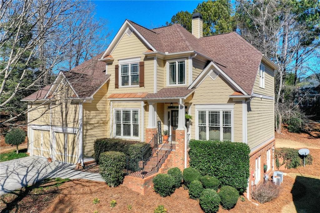 5 bedroom, 3 bathroom, 2,668 sq ft single family residence sold at 2233 Hamilton Mill Parkway, Dacula, GA 30019