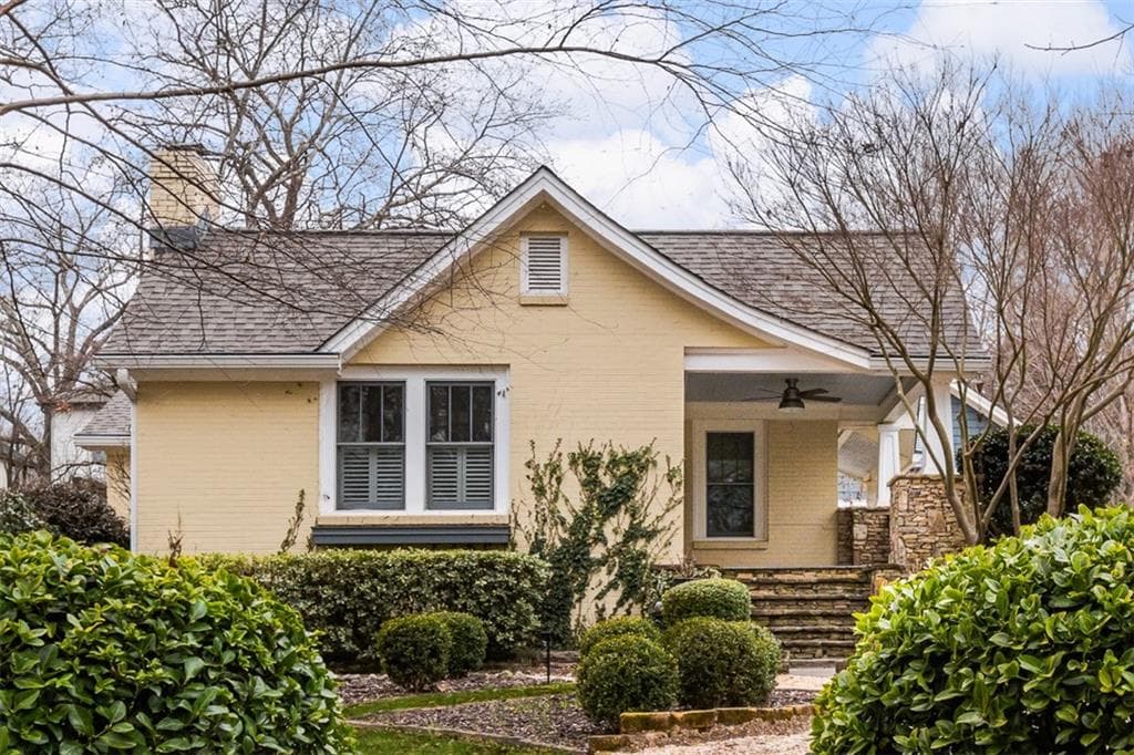 4 bedroom, 3 bathroom, 1,861 sq ft single family residence sold at 76 E Lake Drive, Atlanta, GA 30317