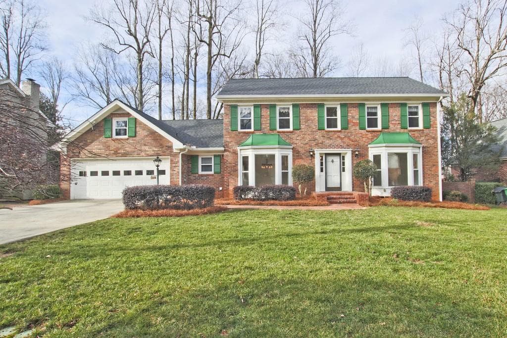 5 bedroom, 4 bathroom, 3,109 sq ft single family residence sold at 1660 Wellshire Lane, Atlanta, GA 30338