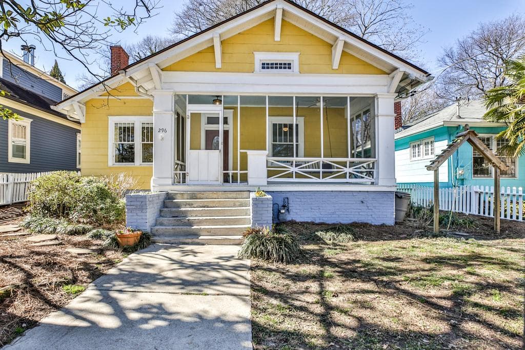3 bedroom, 1 bathroom, 1,650 sq ft single family residence sold at 296 Oakdale Road, Atlanta, GA 30307