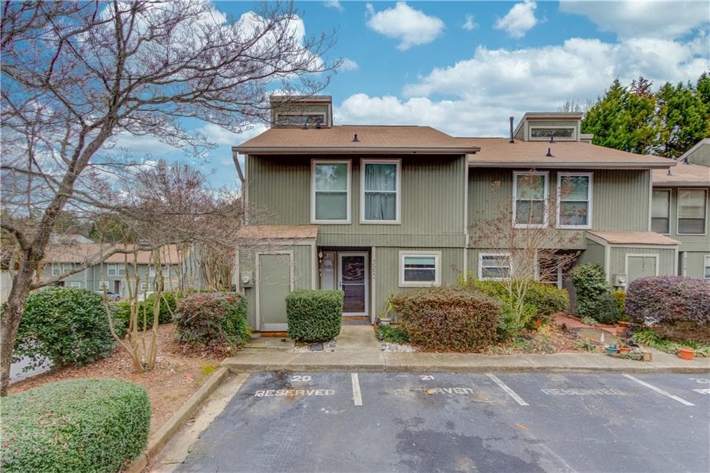 3582 Splinterwood Road, Peachtree Corners, GA 30092 — most recent listing photo