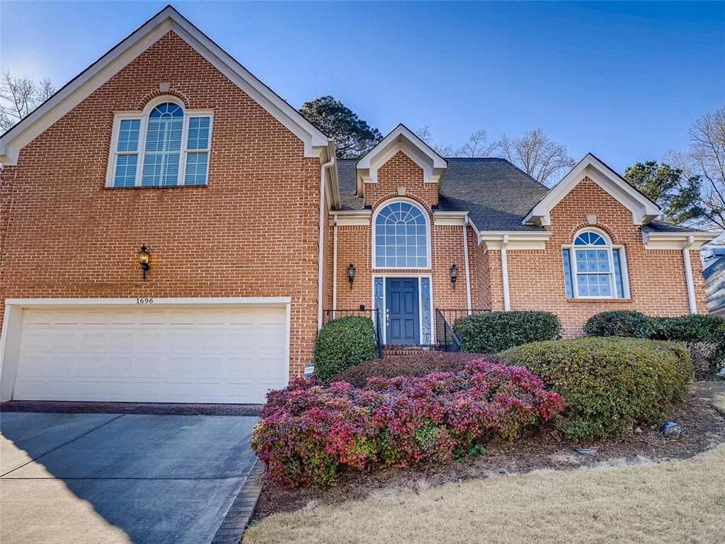 4 bedroom, 3 bathroom, 2,447 sq ft single family residence sold at 1696 Harts Run, Atlanta, GA 30341