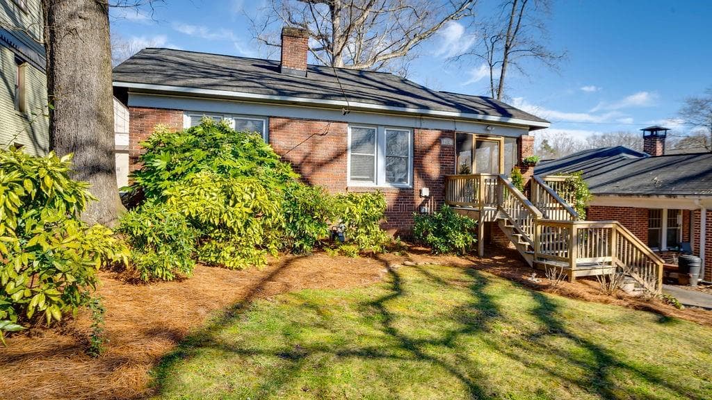 3 bedroom, 1 bathroom, 1,179 sq ft single family residence sold at 2130 Delano Drive, Atlanta, GA 30317