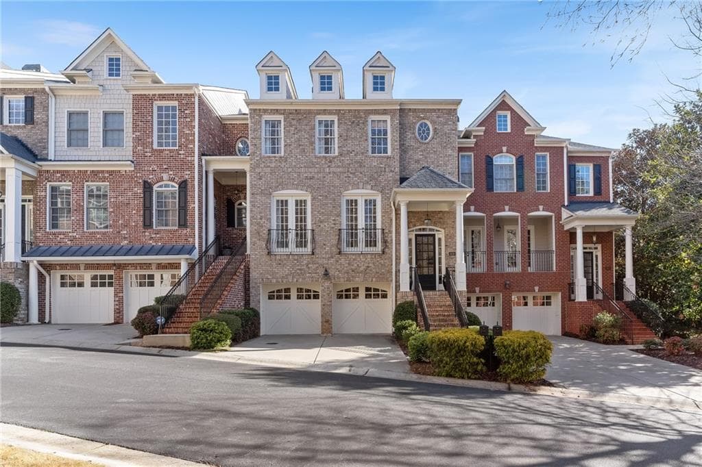 5939 Reddington Way, Sandy Springs, GA 30328 — most recent listing photo