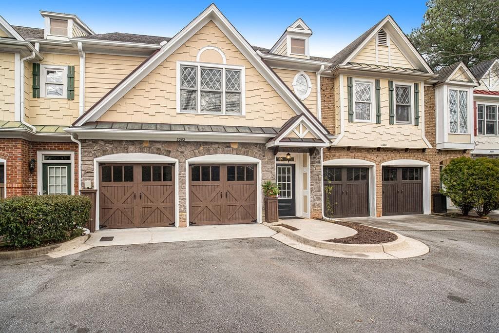 3282 Kensington Road, Avondale Estates, GA 30002 — most recent listing photo