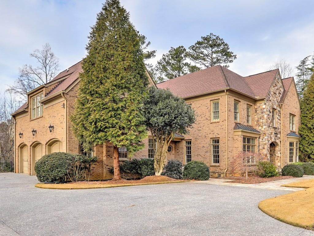 5 bedroom, 8 bathroom, 7,202 sq ft single family residence sold at 1510 Soaring Hawk Point, Atlanta, GA 30339