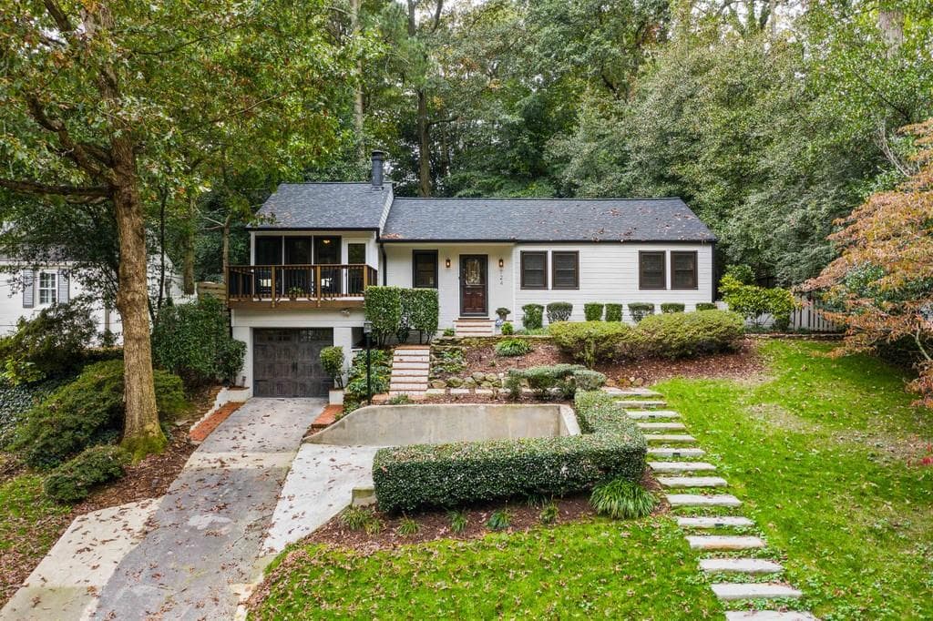 3 bedroom, 2 bathroom single family residence sold at 724 Channing Drive, Atlanta, GA 30318