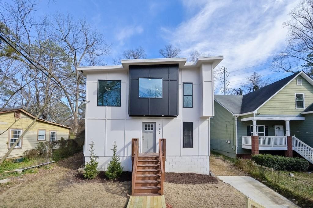 3 bedroom, 3 bathroom, 1,826 sq ft single family residence sold at 143 Dahlia Avenue, Atlanta, GA 30314
