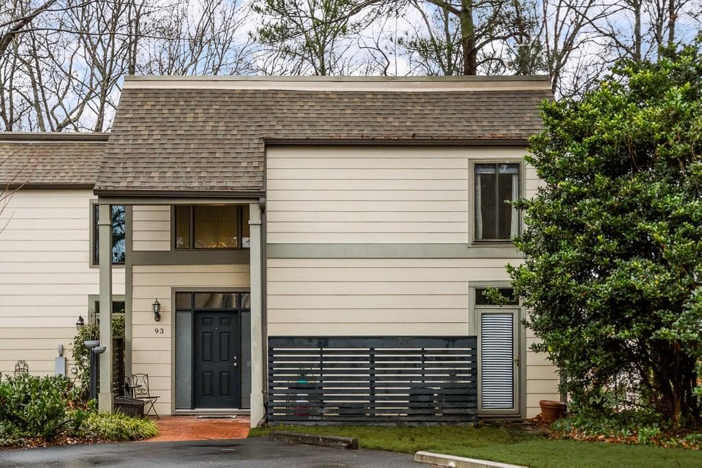 93 Forrest Place, Atlanta, GA 30328 — most recent listing photo