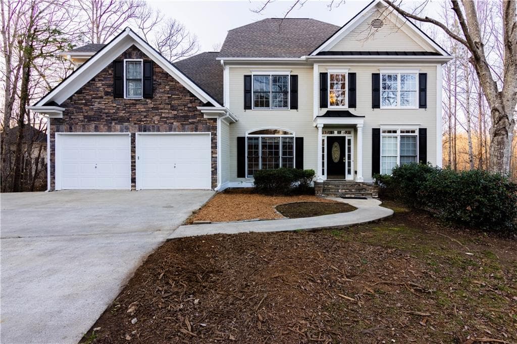 6 bedroom, 5 bathroom, 3,992 sq ft single family residence sold at 4838 Creek Ridge Court, Douglasville, GA 30135