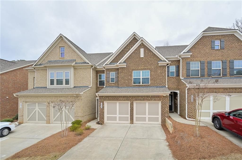 4 bedroom, 4 bathroom, 2,281 sq ft townhouse sold at 3960 Madison Bridge Drive, Suwanee, GA 30024