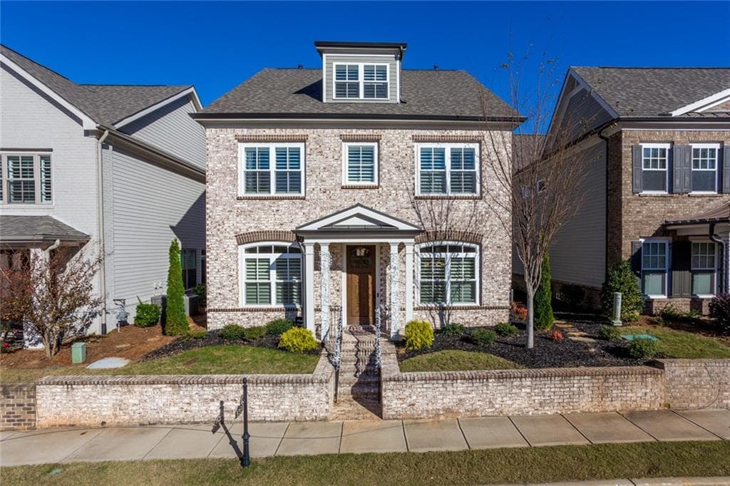 935 Olmsted Lane, Johns Creek, GA 30097 — most recent listing photo