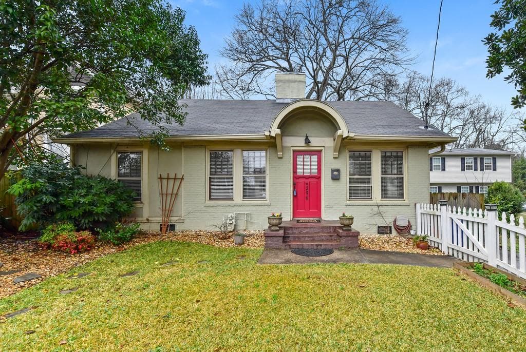 3 bedroom, 2 bathroom, 1,516 sq ft single family residence sold at 296 Atlanta Avenue, Atlanta, GA 30315