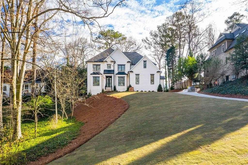 6 bedroom, 9 bathroom, 7,038 sq ft single family residence sold at 933 Buckingham Circle, Atlanta, GA 30327