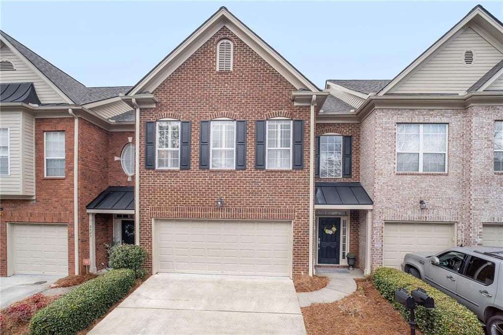 3 bedroom, 3 bathroom, 2,072 sq ft townhouse sold at 3423 Henderson Reserve, Chamblee, GA 30341
