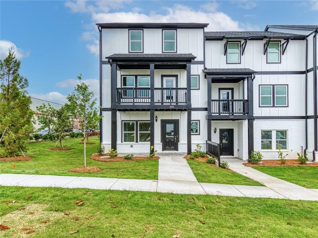 4 bedroom, 4 bathroom, 2,247 sq ft townhouse sold at 500 Hampton Crossing, Woodstock, GA 30188