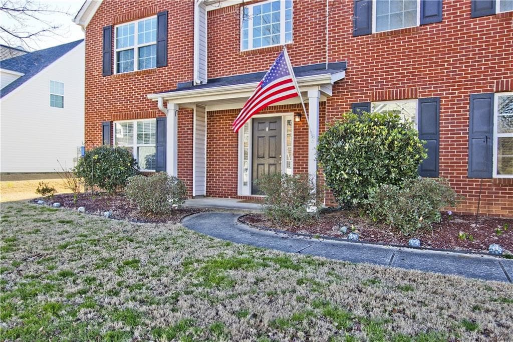 4 bedroom, 4 bathroom, 2,872 sq ft single family residence sold at 2461 Lance Ridge Way, Buford, GA 30519