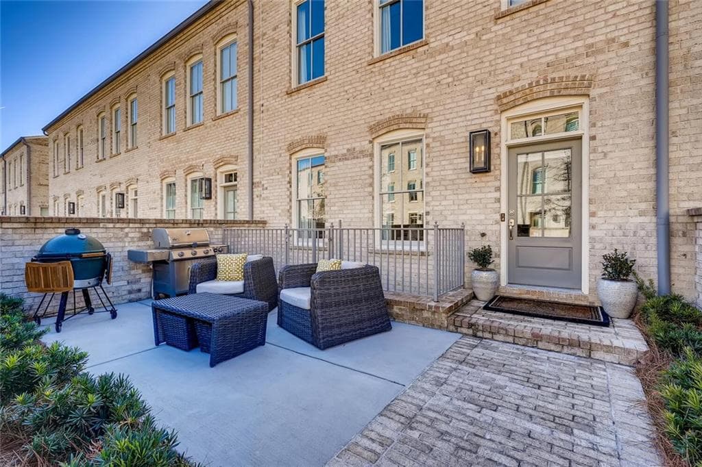 4 bedroom, 4 bathroom, 2,806 sq ft townhouse sold at 3469 Landen Pine Court, Atlanta, GA 30305