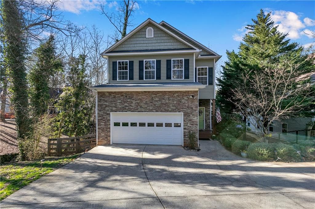 3355 Southshore Circle, Cumming, GA 30041 — most recent listing photo