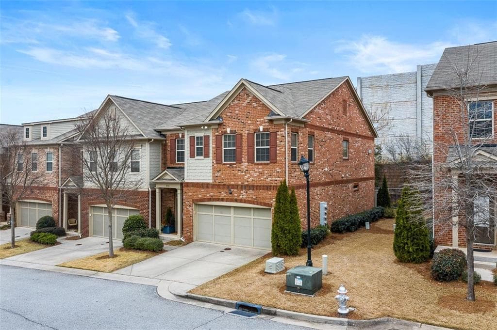 4 bedroom, 4 bathroom, 2,569 sq ft townhouse sold at 832 Northam Lane, Atlanta, GA 30342 — photo 1 of 1