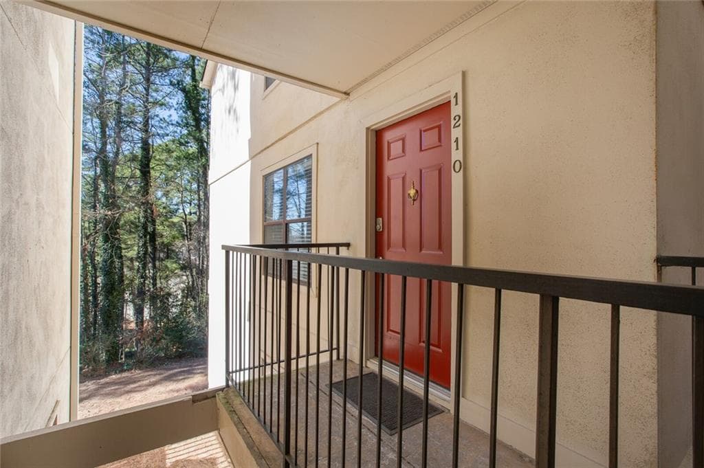 1210 Old Hammond Chase, Sandy Springs, GA 30350 — most recent listing photo