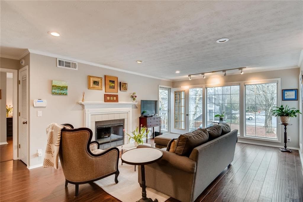 505 Gettysburg Place, Sandy Springs, GA 30350 — most recent listing photo