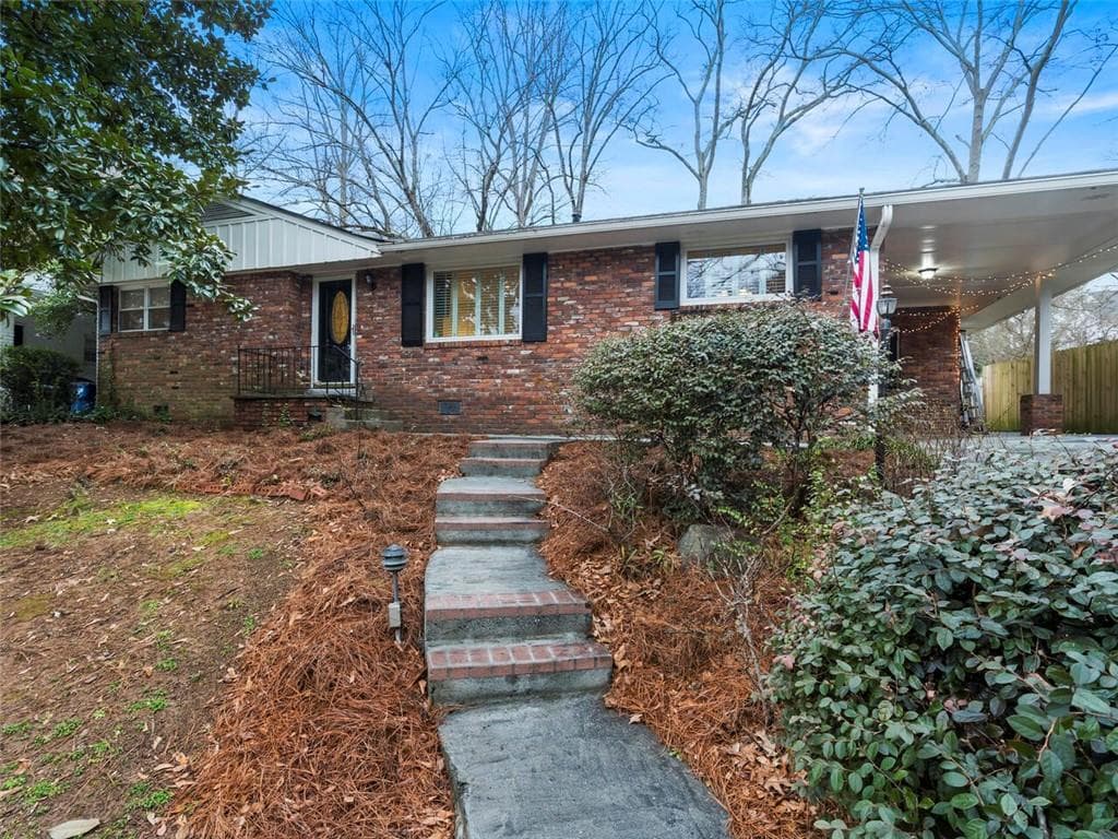 3 bedroom, 2 bathroom, 1,418 sq ft single family residence sold at 382 Valley Brook Drive, Atlanta, GA 30342 — photo 1 of 1