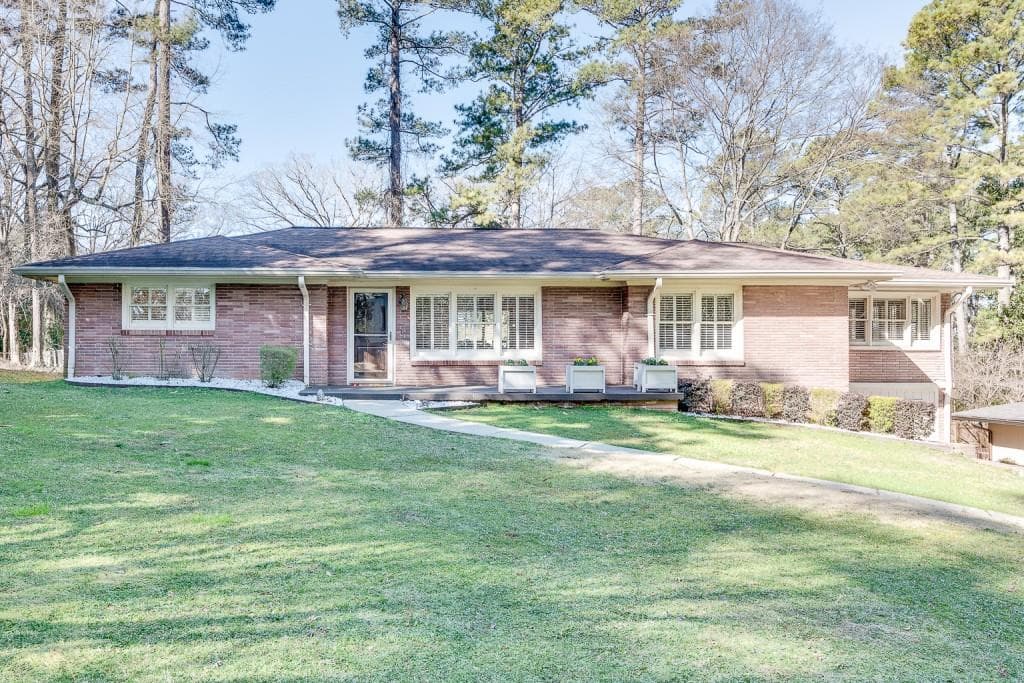 4 bedroom, 3 bathroom, 2,459 sq ft single family residence sold at 1926 Briarmill Road, Atlanta, GA 30329