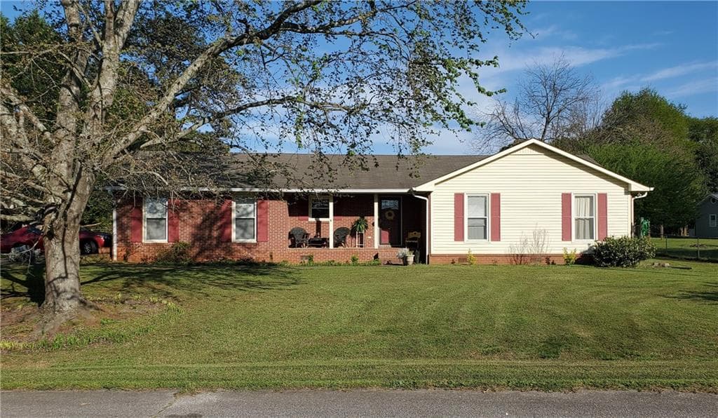 122 Russell Circle, Mcdonough, GA 30252 — most recent listing photo