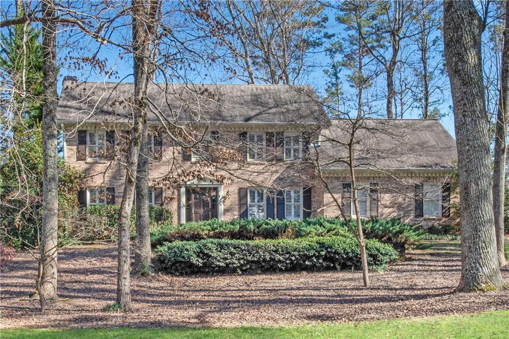 200 Hollyridge Way, Roswell, GA 30076 — most recent listing photo