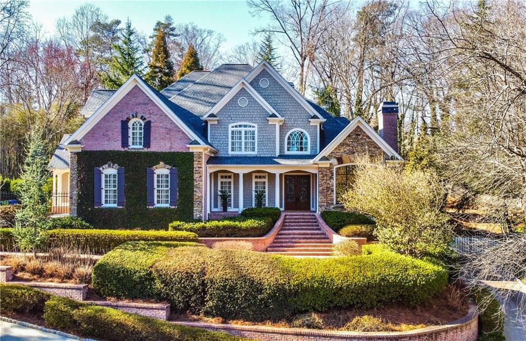 5 bedroom, 7 bathroom, 6,732 sq ft single family residence sold at 4418 Club Drive, Atlanta, GA 30319