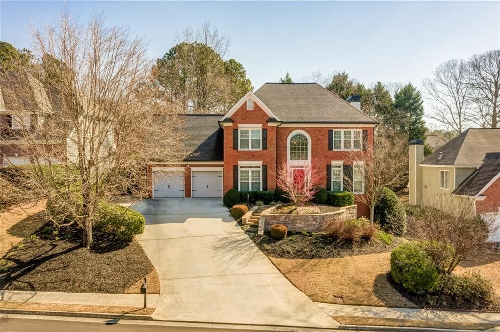 6 bedroom, 4 bathroom, 3,633 sq ft single family residence sold at 1719 Praters Point, Dacula, GA 30019