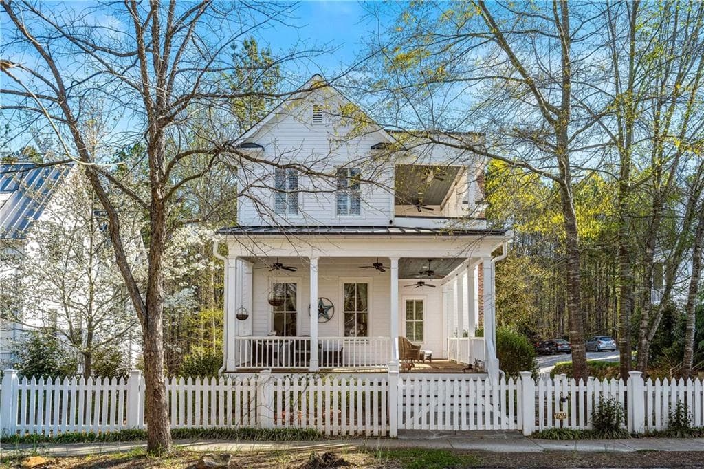 4 bedroom, 4 bathroom, 3,080 sq ft single family residence sold at 9202 Selborne Lane, Chattahoochee Hills, GA 30268