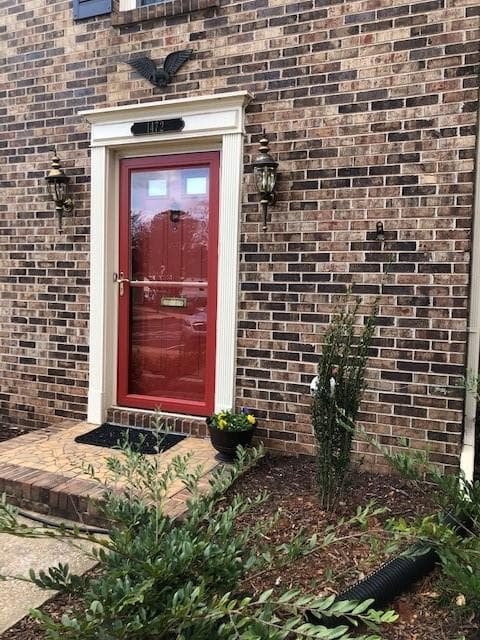 4 bedroom, 3 bathroom, 2,328 sq ft condominium sold at 1472 Brianwood Road, Decatur, GA 30033