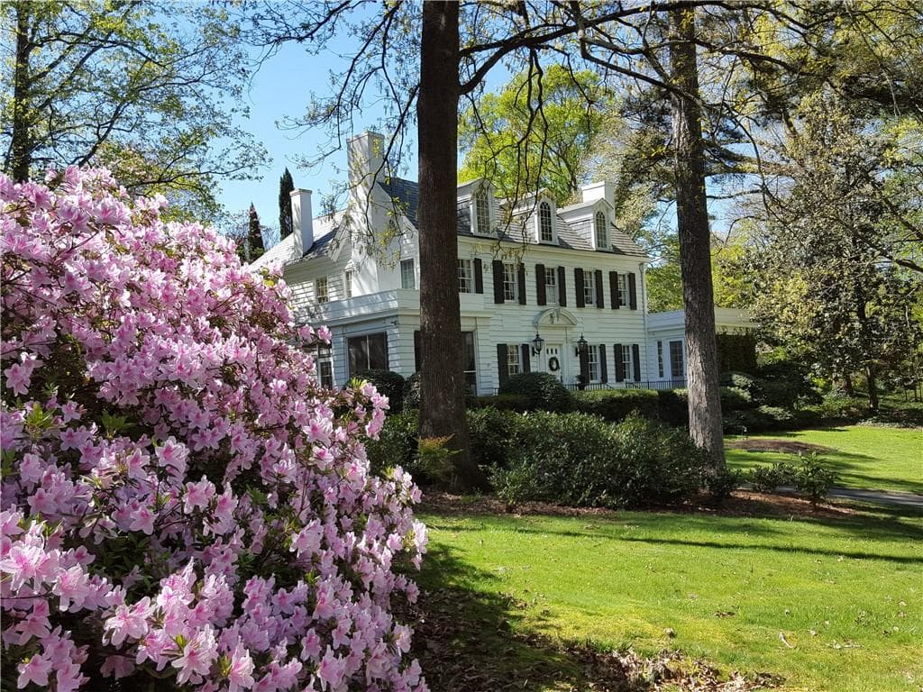 5 bedroom, 5 bathroom, 5,873 sq ft single family residence sold at 955 Wendover Drive, Atlanta, GA 30319
