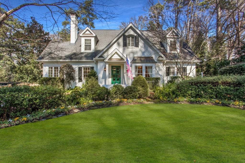 5 bedroom, 5 bathroom, 4,300 sq ft single family residence sold at 1317 Peachtree Battle Avenue, Atlanta, GA 30327