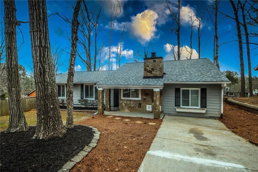 583 Inland Way, Lilburn, GA 30047 — most recent listing photo