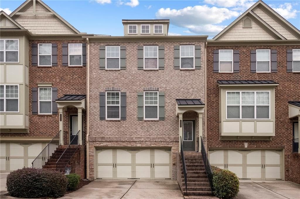 2069 Cobblestone Circle, Brookhaven, GA 30319 — most recent listing photo
