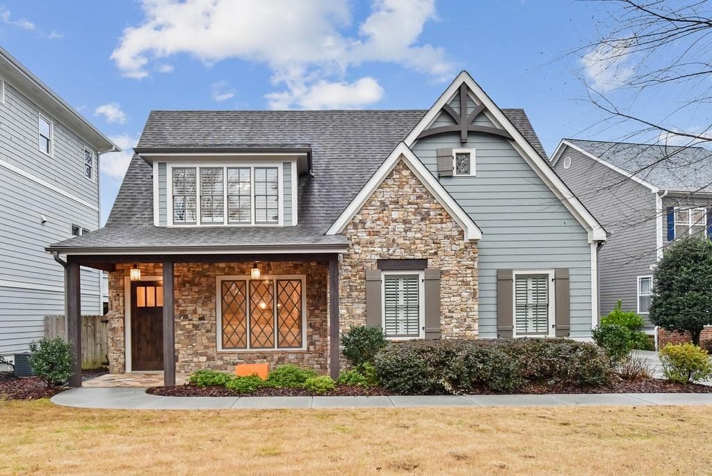 5 bedroom, 7 bathroom, 4,008 sq ft single family residence sold at 1115 Mendell Circle, Brookhaven, GA 30319