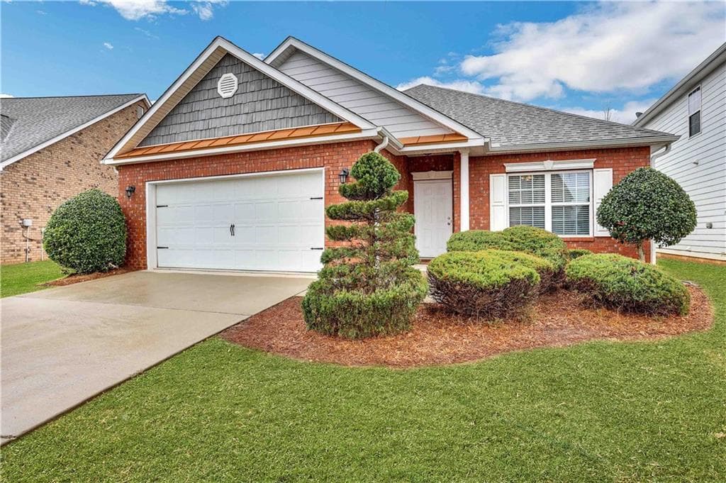 328 Clover Brook Drive, Locust Grove, GA 30248 — most recent listing photo