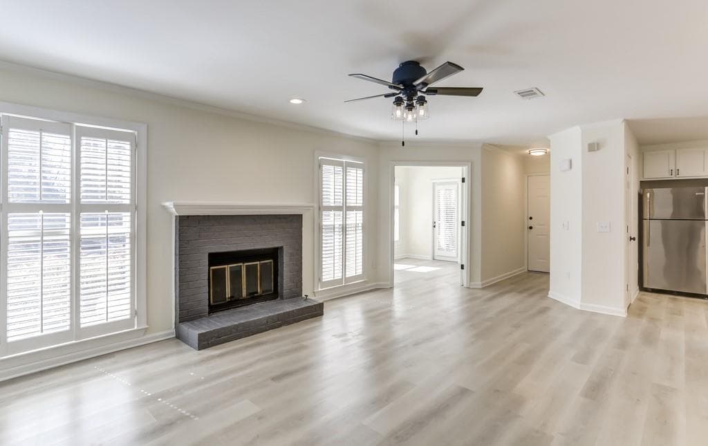 309 Hollyfax Circle, Atlanta, GA 30328 — most recent listing photo