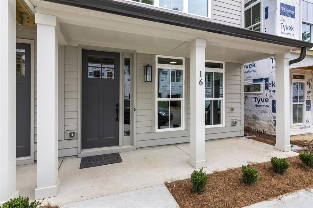 3 bedroom, 4 bathroom, 1,898 sq ft townhouse sold at 1234 Oxley Place 5, Atlanta, GA 30307