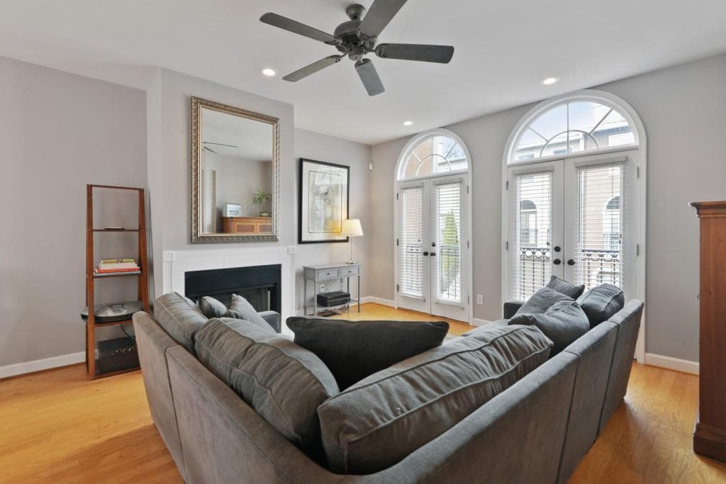 2 bedroom, 4 bathroom, 1,358 sq ft townhouse sold at 831 Piedmont Avenue A, Atlanta, GA 30308