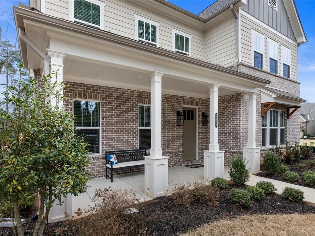 4 bedroom, 4 bathroom, 3,390 sq ft single family residence sold at 2239 Chestnut Pass, Decatur, GA 30033