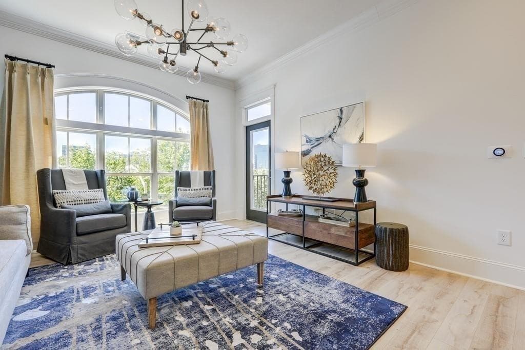 1 bedroom, 1 bathroom, 916 sq ft condominium sold at 625 Piedmont Avenue 2029, Atlanta, GA 30308