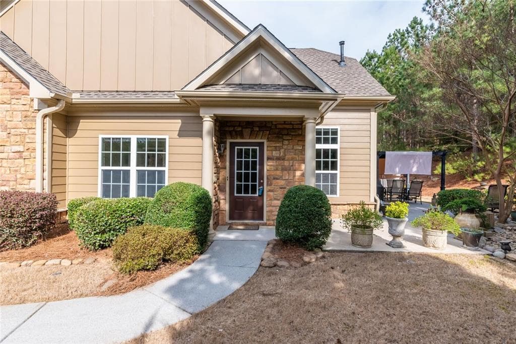 2 bedroom, 2 bathroom, 1,410 sq ft townhouse sold at 147 Glens Drive, Woodstock, GA 30188