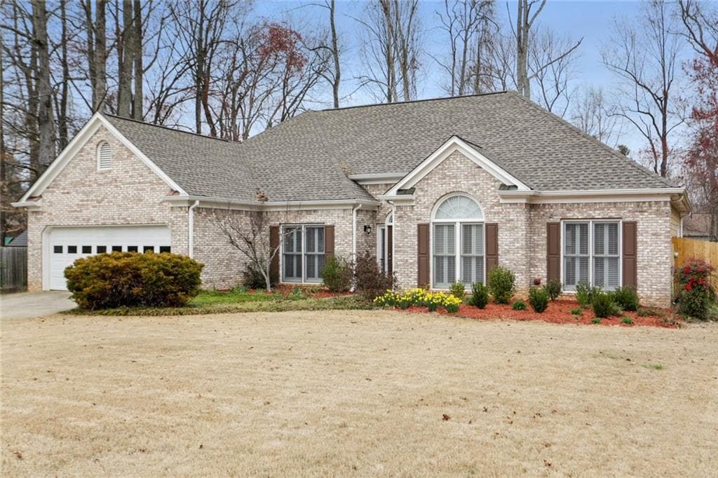 4 bedroom, 3 bathroom, 2,268 sq ft single family residence sold at 980 Allenbrook Lane, Roswell, GA 30075