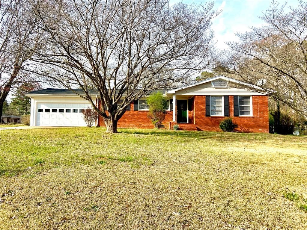 3 bedroom, 2 bathroom, 1,501 sq ft single family residence sold at 170 Hurt Road, Smyrna, GA 30082