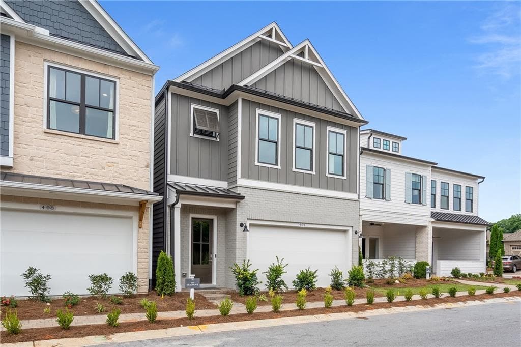 124 Village Green Avenue, Woodstock, GA 30189 — most recent listing photo
